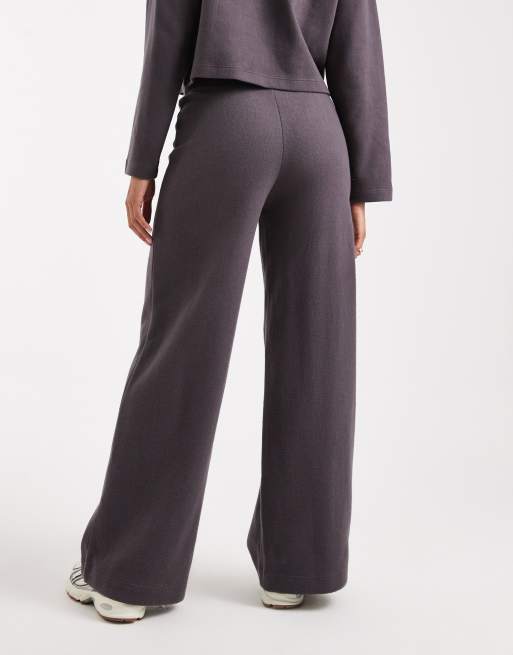 Miss Selfridge super soft trouser set in charcoal, 5 of 5