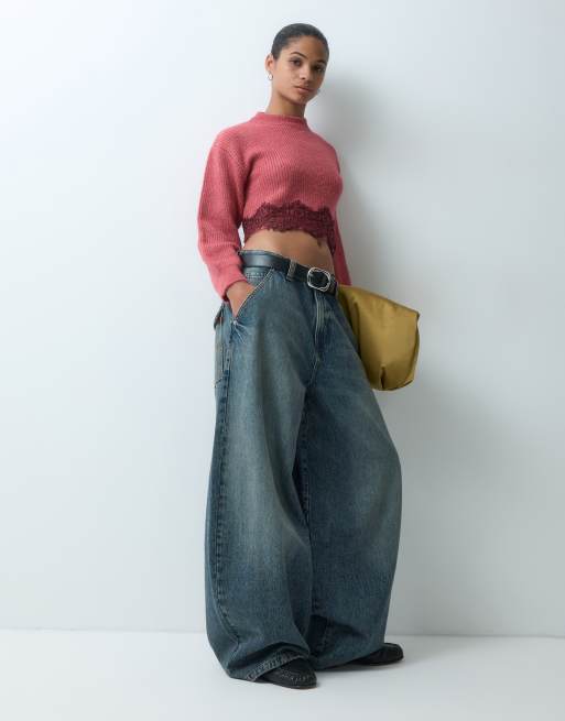 Miss Selfridge supercropped geribbelde trui met kanten zoom in roze, 2 van 4