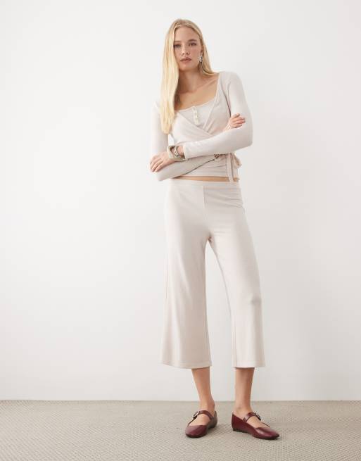 Miss Selfridge – Beige, supermjukt set med byxor och topp med borstad textur, 3 av 3