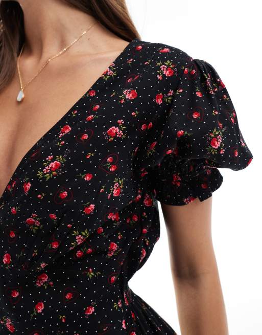 Miss Selfridge – Svart, hjärtmönstrad tea-klänning i minilängd med v-sprund, 3 av 4