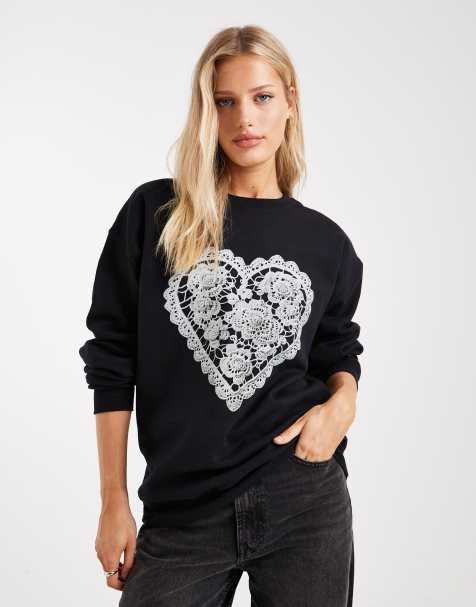 Miss Selfridge – Svart sweatshirt med spetshjärta - view 1