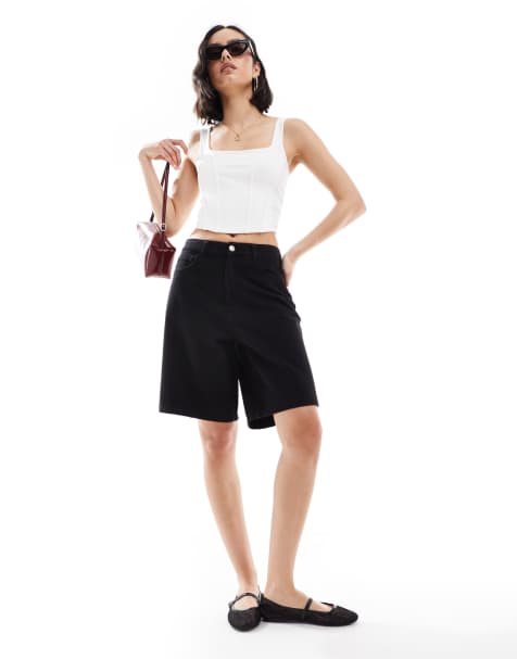 Miss Selfridge – Svarta, tvättade, långa jeansshorts - view 1