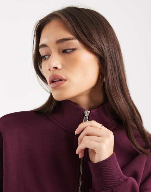 Miss Selfridge – Sweatshirt in Pflaume mit kurzem Reißverschluss, 3 von 4