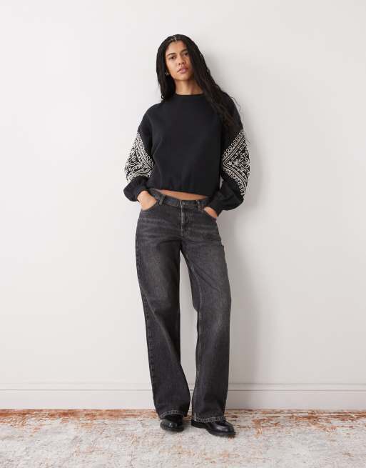 Miss Selfridge – Sweatshirt mit besticktem Ärmel, 2 von 4