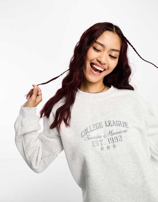 COLLEGE EMBROIDERY CREWNECK SWEATER