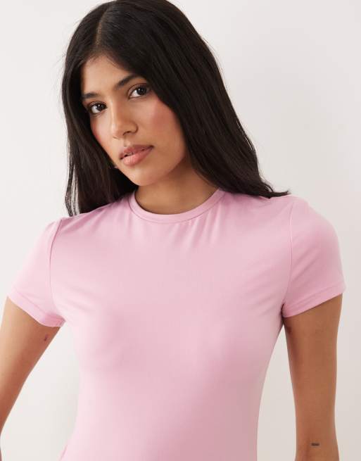 Miss Selfridge - T-shirt a maniche corte modellante rosa pallido, 3 di 4