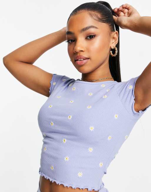 Miss Selfridge - T-shirt a maniche corte ricamata in coordinato