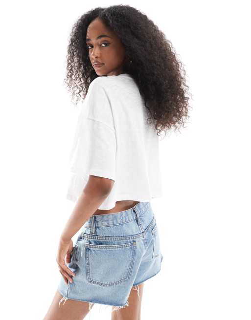 Miss Selfridge - T-shirt crop top large avec empiècement en dentelle, 4 de 4