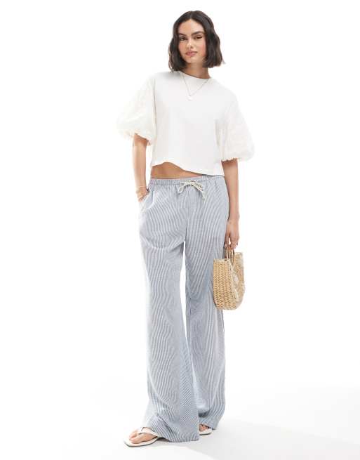Miss Selfridge - T-shirt in pizzo sangallo con maniche a sbuffo bianca, 3 di 4