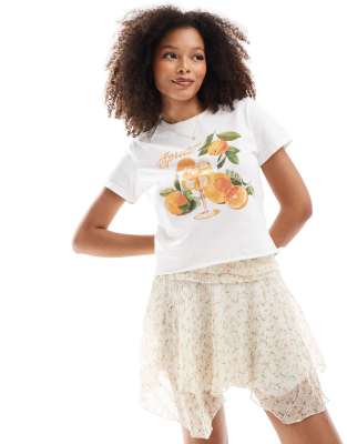 Miss Selfridge - T-Shirt in Weiß mit „Orange Spritz"-Print