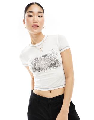 Miss Selfridge - T-Shirt mit Grafik in Ausbrenner-Optik-Grau