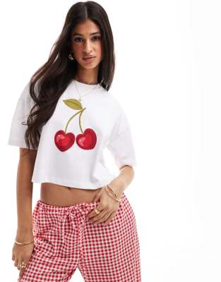 Miss Selfridge - T-Shirt mit Kirsch-Print-Weiß