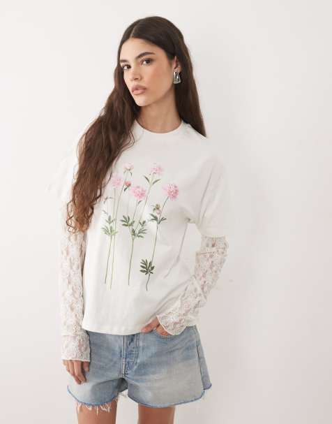 Miss Selfridge - T-shirt oversize avec manches en dentelle et imprimé fleurs - Crème - view 1