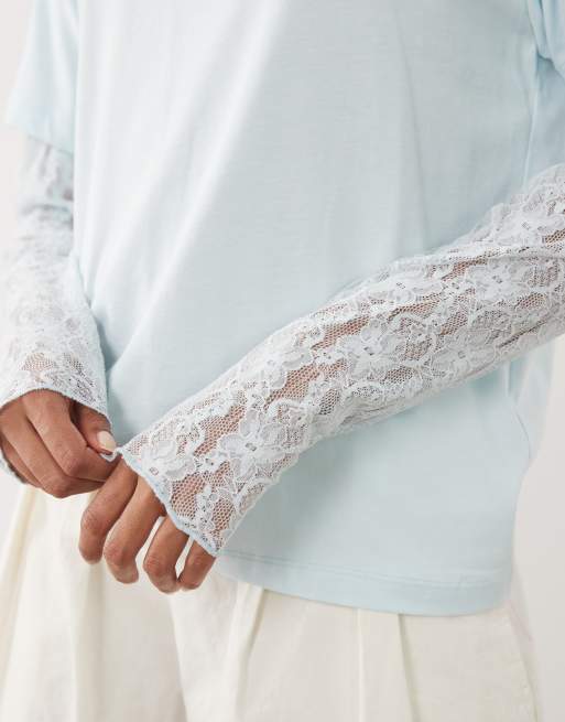 Miss Selfridge - T-shirt oversize blu con maniche in pizzo, 3 di 4