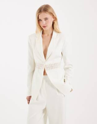 Miss Selfridge - Taillierter Blazer in Elfenbeinweiß mit Spitzeneinsatz, Kombiteil