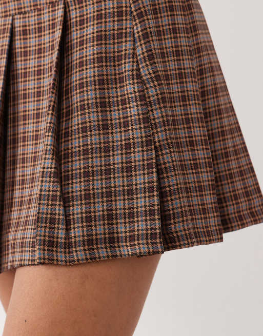 Miss Selfridge taillierter Minirock als Set mit Karomuster, 4 von 5