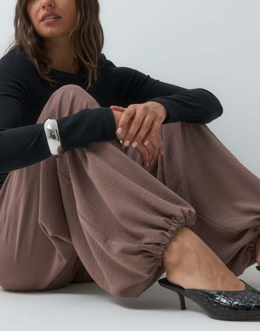 Miss Selfridge tailored baggy balloon pant in taupe, 2 of 5