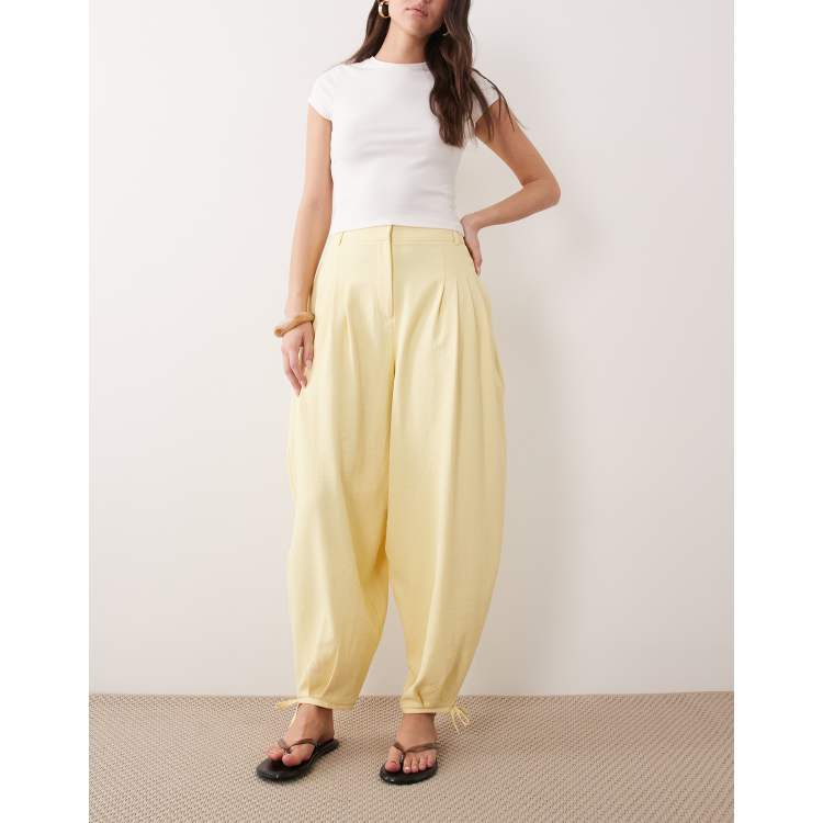 Miss Selfridge tailored balloon pants in buttermilk | ASOS