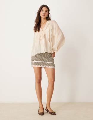 tailored lace trim bow mini skirt in check-Multi