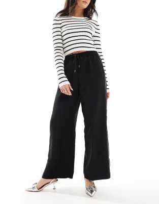 tailored side stripe sweatpants in black