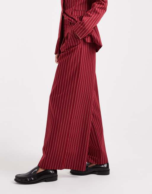 Miss Selfridge tailored wide leg pinstripe trouser co-ord in oxblood, 2 of 5