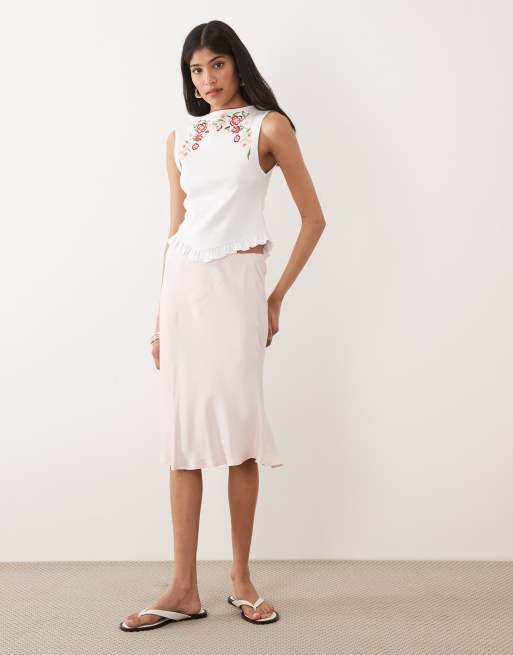 Miss Selfridge – Tanktop in Weiß mit U-Boot-Ausschnitt und Stickerei, 2 von 4