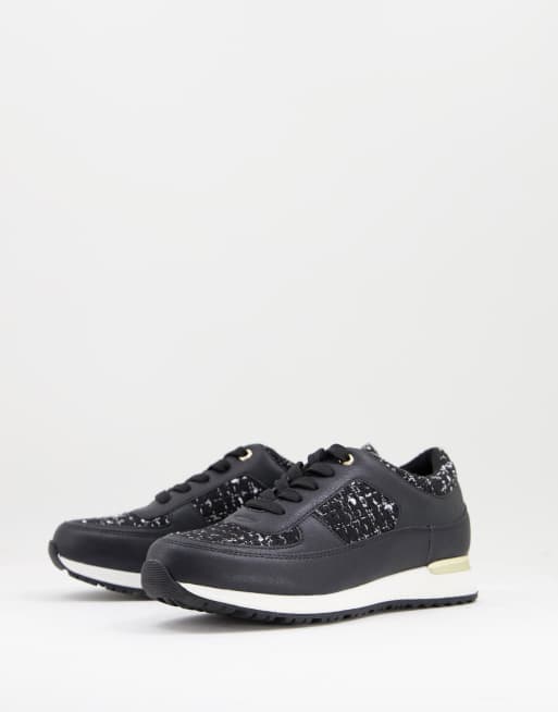 Miss Selfridge - Tara - Hardloopschoenen met textuur en veters in zwart 