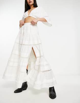 stylish maxi skirt