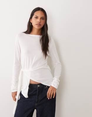 Miss Selfridge Tie Waist Fine Gauge Knit Top In White