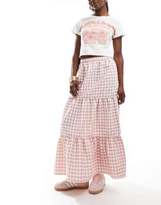 tiered maxi gingham skirt in pink