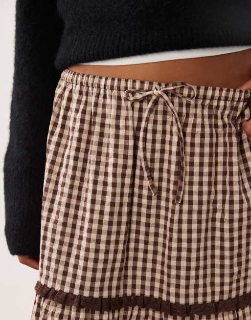 Miss Selfridge tiered maxi skirt in gingham, 5 of 5