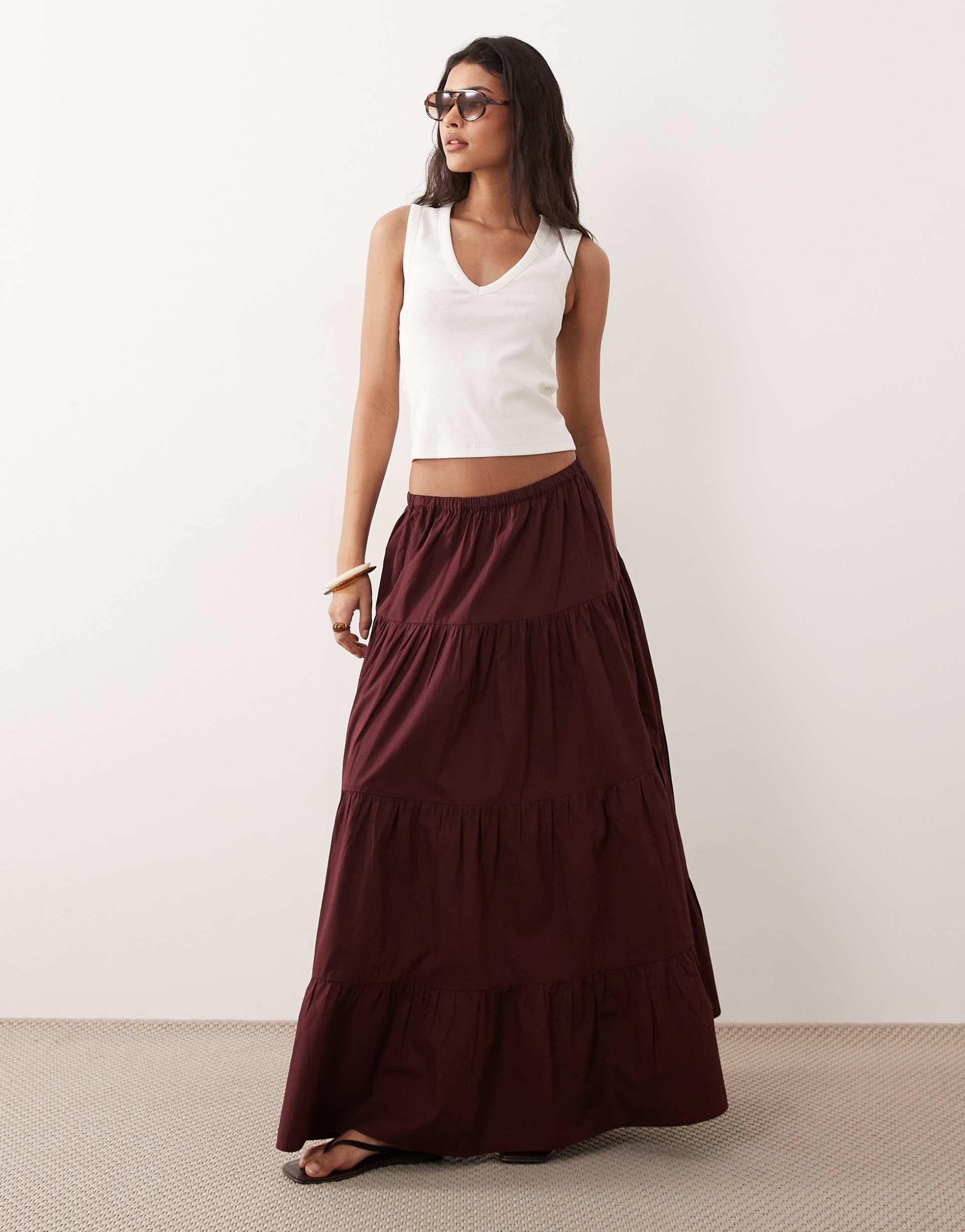 miss selfridge tiered poplin maxi skirt in chocolate