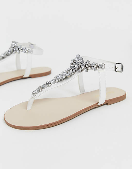 Miss Selfridge toe post sandals with embellishment in white | ASOS