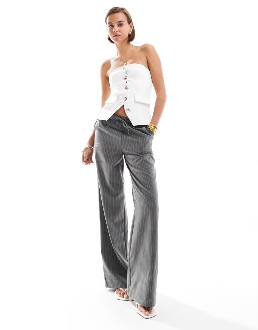 Miss Selfridge - Top a fascia sartoriale con bottoni sul davanti color avorio