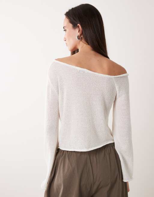 Miss Selfridge - Top à manches longues en maille transparente nouée à col cheminée - Crème, 4 de 4