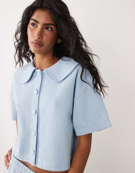 Miss Selfridge - Top a maniche corte blu con bottoni e colletto alla Peter Pan - view 1