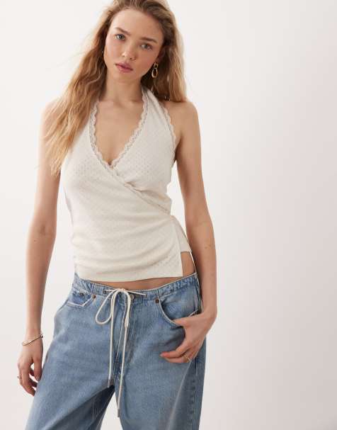 Miss Selfridge - Top a portafoglio allacciato al collo traforato color crema - view 1