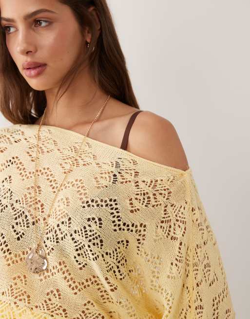 Miss Selfridge - Top all'uncinetto color latticello con spalle scoperte, 3 di 4