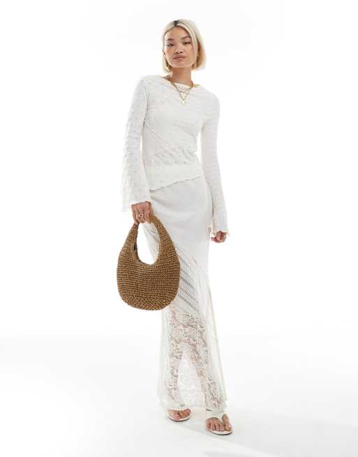 Miss Selfridge - Top con maniche lunghe svasate in misto jersey testurizzato color crema, 3 di 4