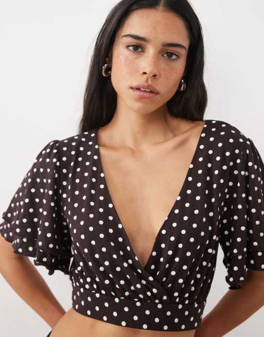 Miss Selfridge top coordonné cache-cœur à manches volantées à pois chocolat, 3 de 4