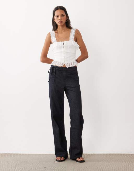 Miss Selfridge top corsetto con spalline e bottoni davanti con pizzo, crema, 2 di 4
