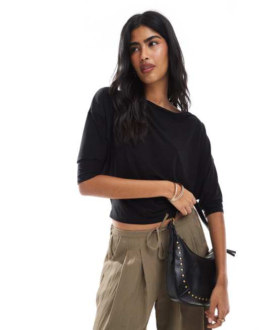 Miss Selfridge - Top dos nu doux au toucher avec manches chauve-souris, 2 de 4