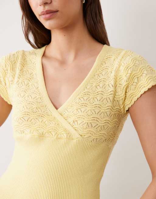 Miss Selfridge - Top effet cache-cœur en maille à manches courtes - Babeurre, 4 de 4