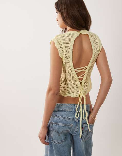 Miss Selfridge - Top in maglia all'uncinetto color latticello con schiena scoperta - view 1
