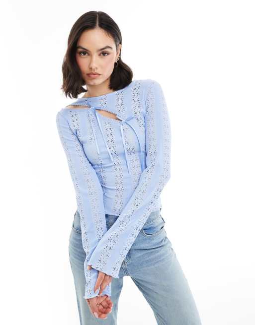 Miss Selfridge - Top in pizzo blu con due fiocchetti