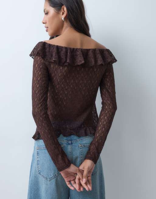 Miss Selfridge top in pizzo con bottoni e volant marrone, 4 di 4