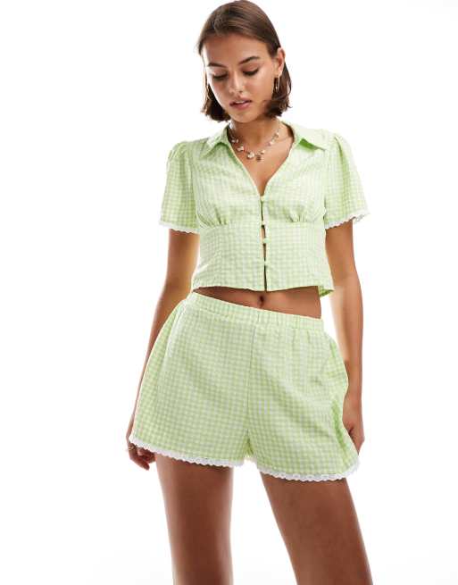 Miss Selfridge - Top met gingham ruit in groen, deel van co-ord set