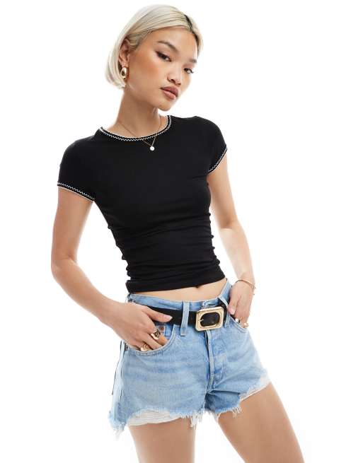Miss Selfridge - Top met korte mouwen, ronde hals en festonsteek in zwart