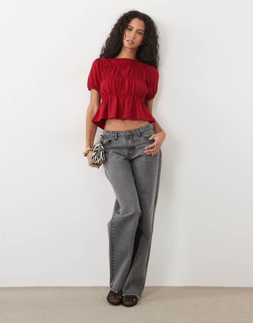 Miss Selfridge top met smok en peplum in rood, 2 van 4