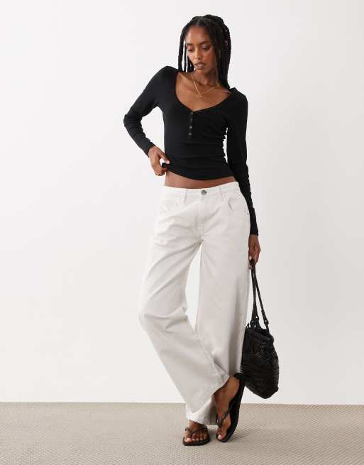 Miss Selfridge - Top negro de manga larga con cuello panadero de pico, 2 de 4